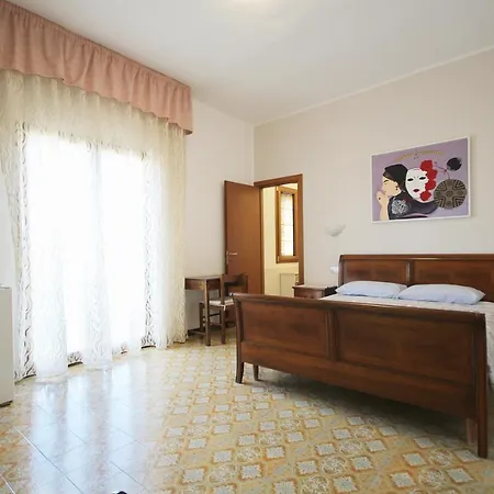 Flamingo Bed & Breakfast