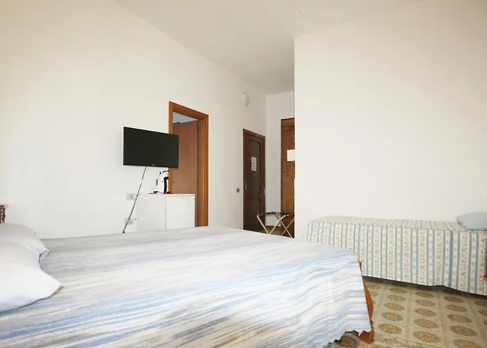 Flamingo Bed & Breakfast 3*