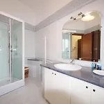 Flamingo 3*